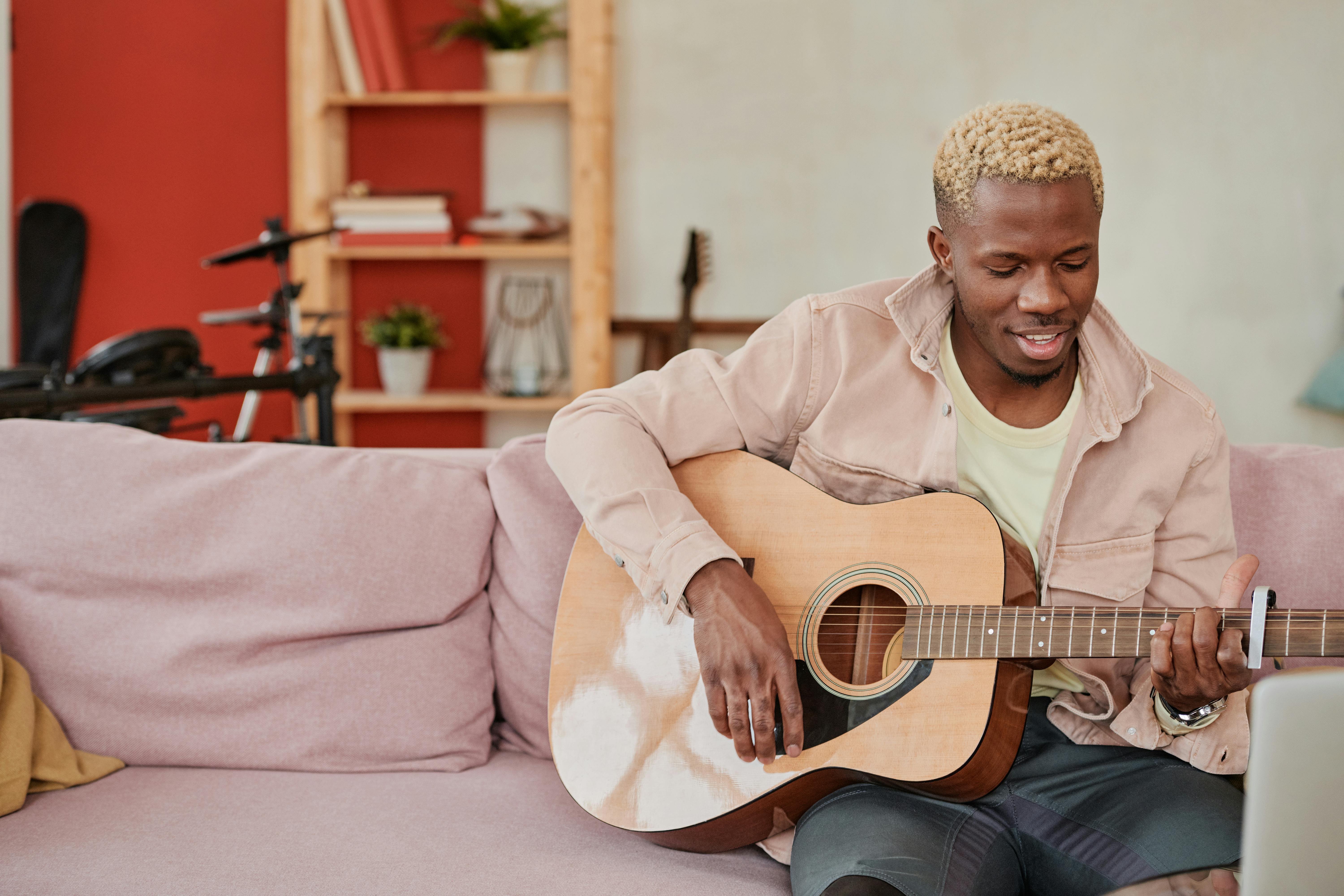 Spotify Bildergalerie, Links und Biografien bearbeiten